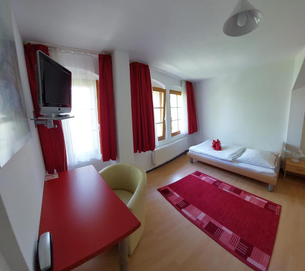 Görlitz Picobello Pension מראה חיצוני תמונה